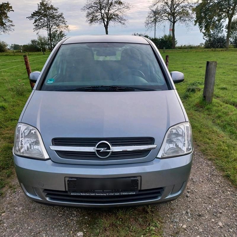 Grau Gebraucht 2005 Opel Meriva Van / Kleinbus | 500 € (Superpreis) - Bild 1/4