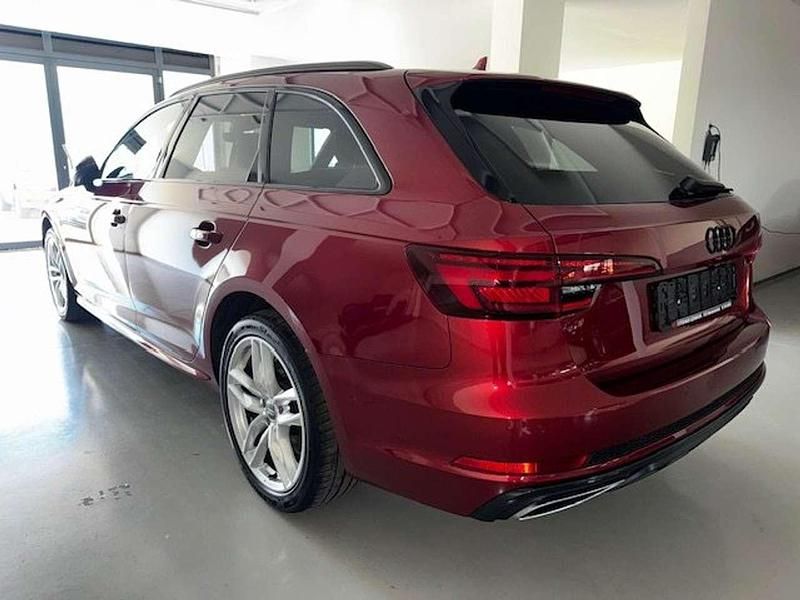 Gebraucht Audi A4 Sport 170 PS (125 kW) 2019 Matadorrot metallic Kombi