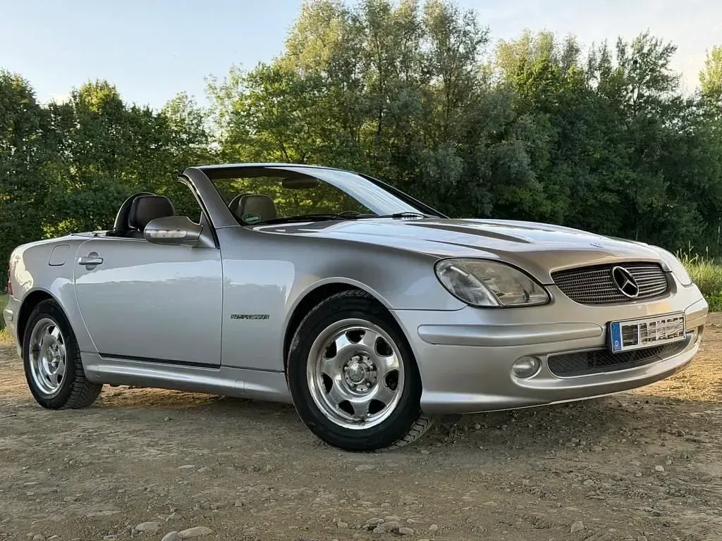 Gebraucht Mercedes SLK200 163 PS (119 kW) 2000 Silber Cabrio