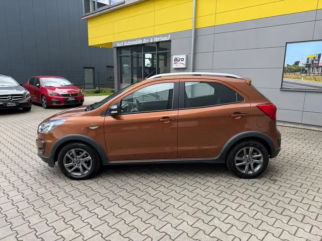 Gebraucht Ford Ka Plus Active 86 PS (63 kW) 2018 Braun Kleinwagen