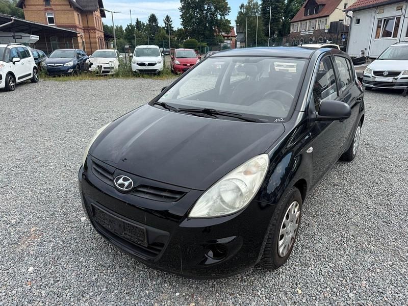 Schwarz Gebraucht 2010 Hyundai i20 Classic Kleinwagen | 1.999 € (Superpreis) - Bild 1/4