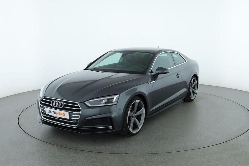 Grau Gebraucht 2019 Audi A5 Design Coupé | 26.180 € (Superpreis) - Bild 1/3