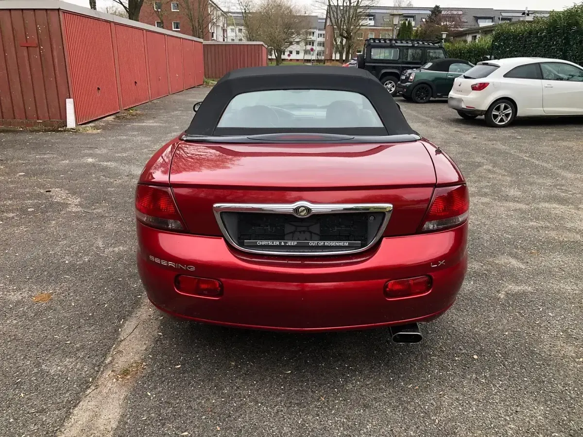 Second-hand Chrysler Sebring Cabriolet 145 CP (106 kW) 2001 Roșu Cabrio