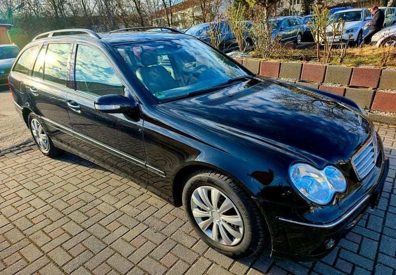 Gebraucht Mercedes C200 163 PS (119 kW) 2004 Schwarz Kombi