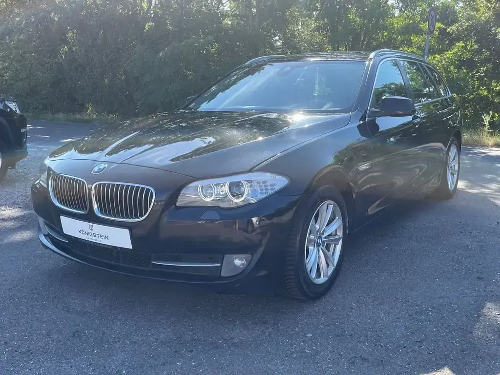 Gebraucht BMW 525 Comfort Edition 218 PS (160 kW) 2013 Schwarz Kombi
