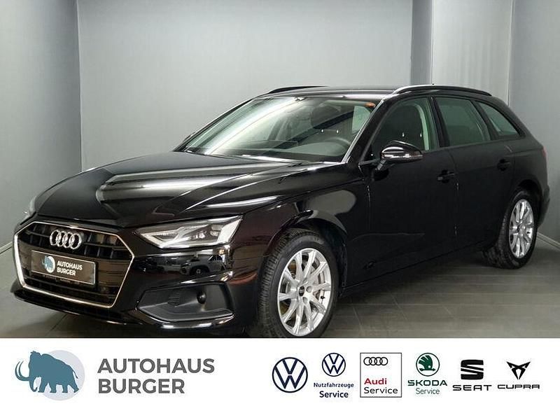Brillantschwarz Gebraucht 2022 Audi A4 Kombi | 27.870 € (Guter Preis) - Bild 1/4