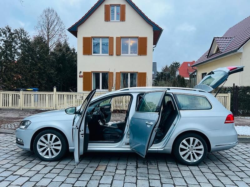 Gebraucht VW Passat Highline 118 PS (86 kW) 2012 Silber Kombi
