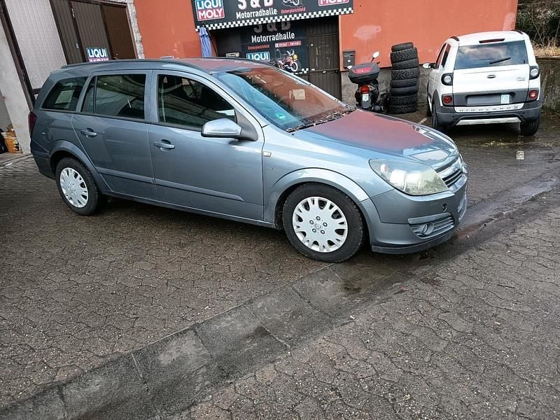Gebraucht Opel Astra 105 PS (77 kW) 2006 Silber Kombi
