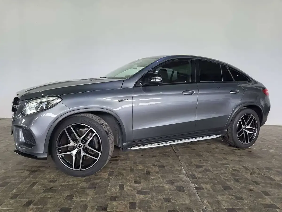 Gebraucht Mercedes GLE43 AMG AMG 390 PS (286 kW) 2017 Selenitgrau  metalliclack SUV