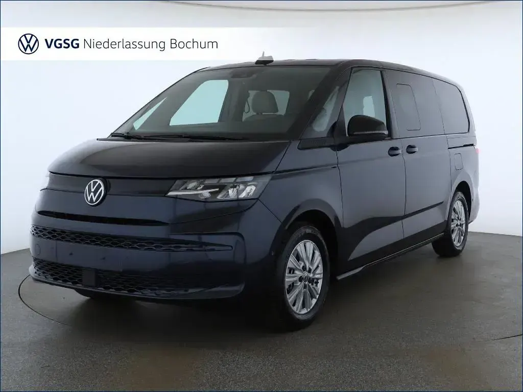 Używany VW Multivan Basis 204 KM (150 kW) 2025 Niebieski Minivan