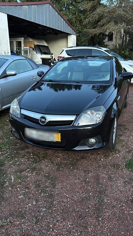 Schwarz Gebraucht 2005 Opel Tigra Cabrio | 550 € (Superpreis) - Bild 1/4