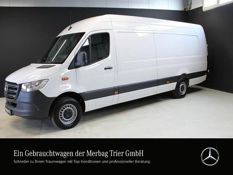 Arktikweiß Gebraucht 2024 Mercedes Sprinter Van | 45.172 € (Teuer) - Bild 1/4