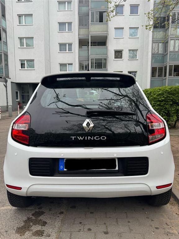 Weiß Gebraucht 2017 Renault Twingo Life Kleinwagen | 6.000 € (Fairer Preis) - Bild 1/4