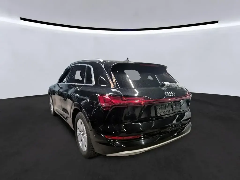Usata Audi e-tron Sport 300 kW (408 CV) 2023 Nero SUV