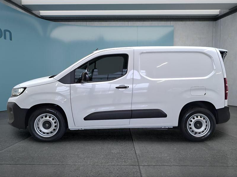 Neu Opel Combo 102 PS (75 kW) 2025 Weiß Limousine