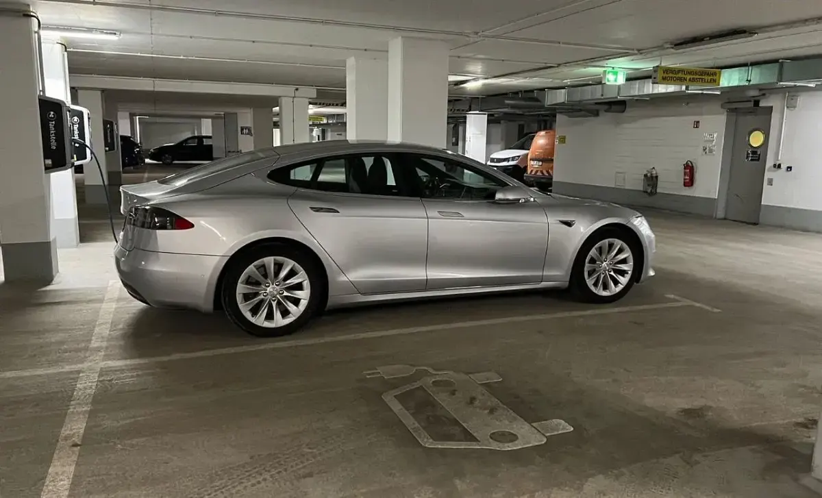 Brugt Tesla Model S 386 kW (525 HK) 2017 Sølv Hatchback