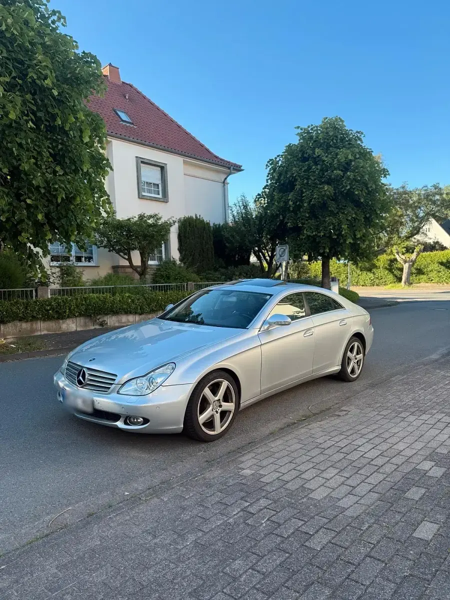 Gebraucht Mercedes CLS350 272 PS (200 kW) 2005 Silber Coupé