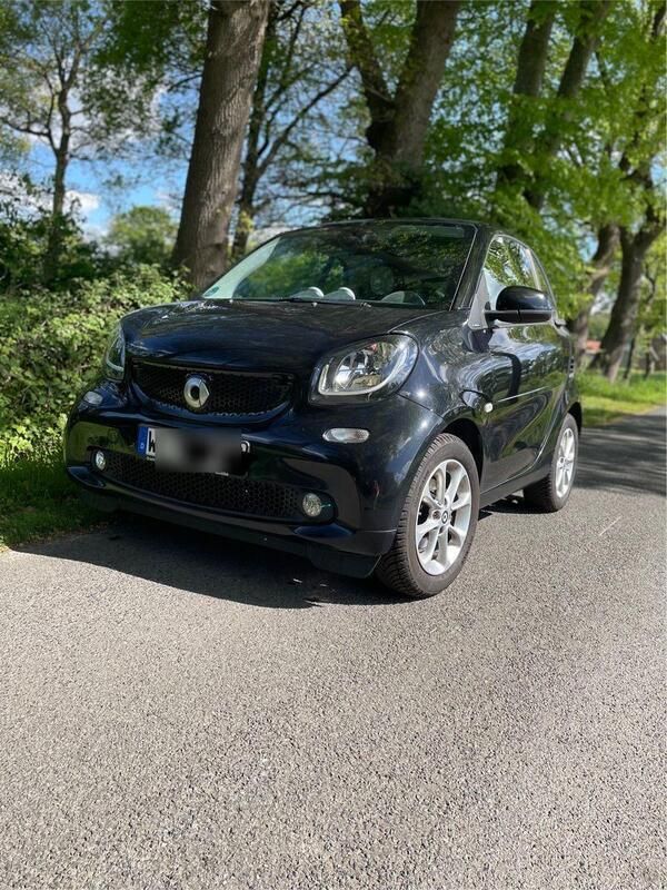 Schwarz Gebraucht 2015 Smart ForTwo Coupé Passion Coupé | 7.200 € (Fairer Preis) - Bild 1/4