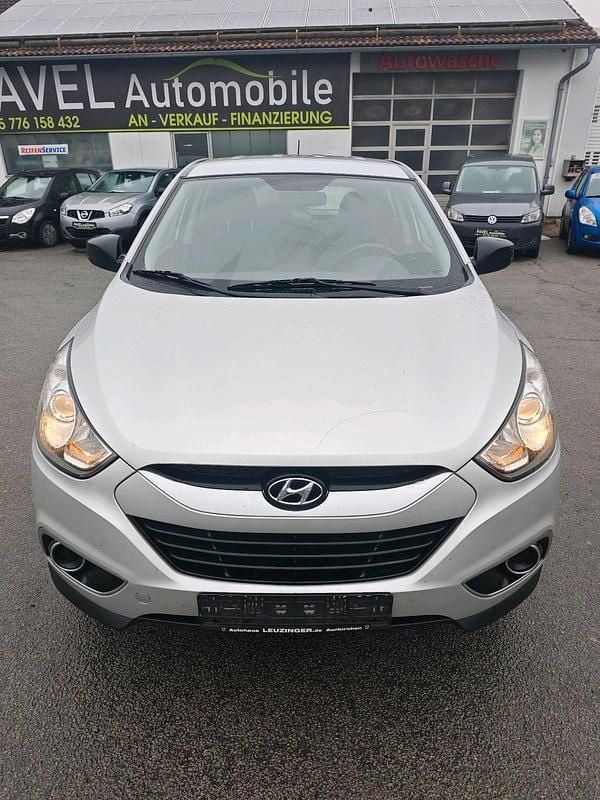 Gebraucht Hyundai ix35 115 PS (84 kW) 2012 Silber SUV