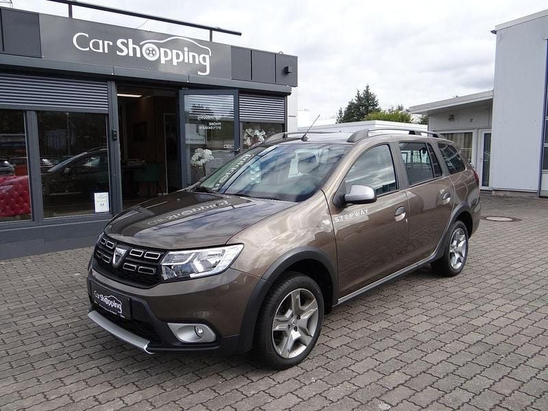 Braun Gebraucht 2020 Dacia Logan MCV Stepway Kombi | 12.480 € (Fairer Preis) - Bild 1/4
