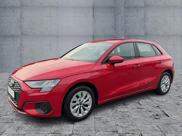 Gebraucht Audi A3 Sportback e-tron 204 PS (150 kW) 2023 Tangorot metallic Kleinwagen