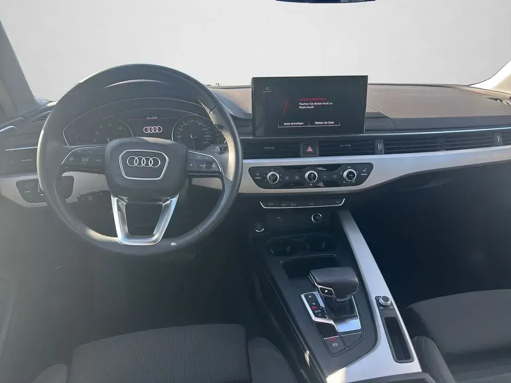 Gebraucht Audi A4 Advanced 204 PS (150 kW) 2023 Brillantschwarz Kombi