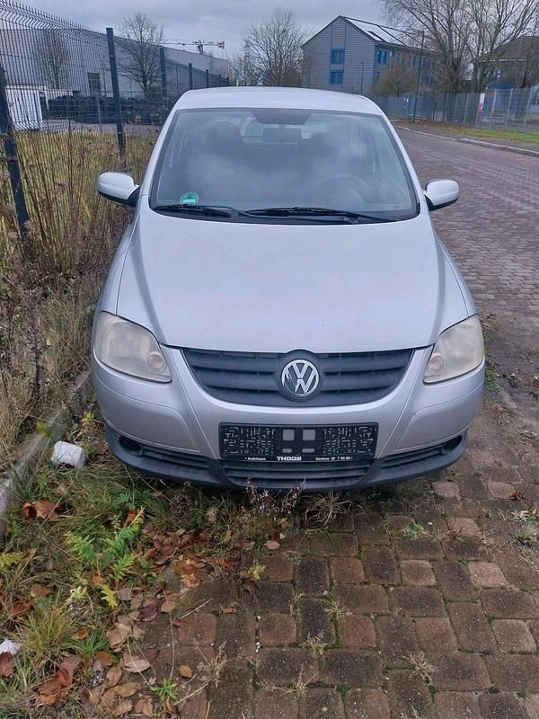 Silber Gebraucht 2007 VW Fox Kleinwagen | 500 € (Superpreis) - Bild 1/4