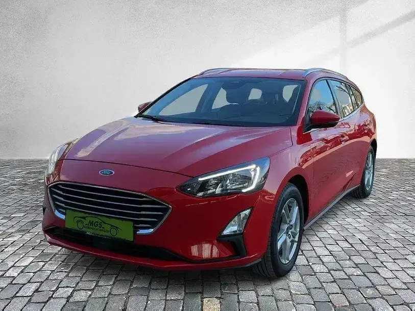 Używany Ford Focus Cool & Connect 125 KM (91 kW) 2021 Czerwony Kombi