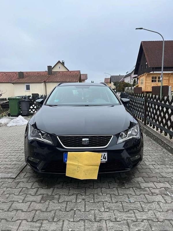 Schwarz Gebraucht 2014 Seat Leon ST Kombi | 7.000 € (Guter Preis) - Bild 1/4