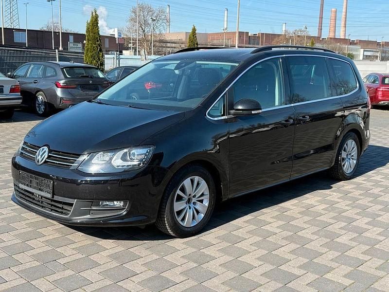 Gebraucht VW Sharan Comfortline 150 PS (110 kW) 2017 Van / Kleinbus