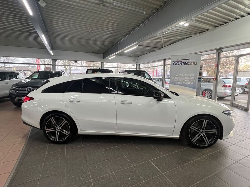 Polarweiss Gebraucht 2020 Mercedes CLA220 Progressive Limousine | 28.400 € (Fairer Preis) - Bild 1/2