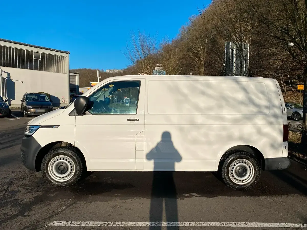 Second-hand VW Transporter 150 CP (110 kW) 2021 Alb Van