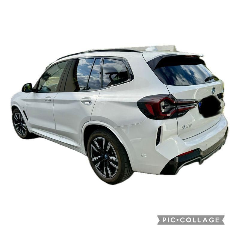 Gebraucht BMW iX3 Impressive 210 kW (286 PS) 2023 Weiß SUV