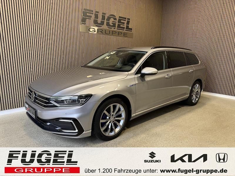 Pyritsilber metallic Gebraucht 2020 VW Passat GTE Kombi | 24.969 € (Guter Preis) - Bild 1/4