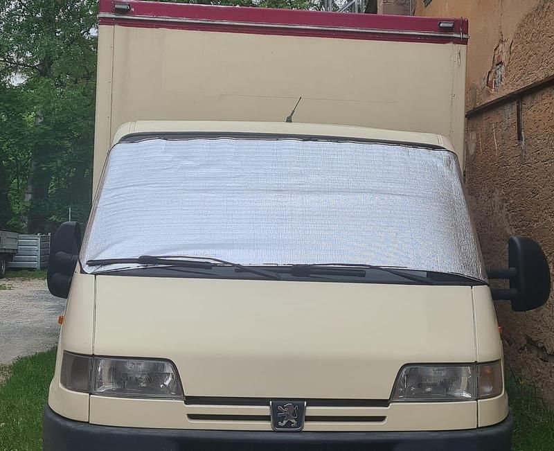 Beige Gebraucht 2001 Peugeot Boxer Van | 23.999 € - Bild 1/4