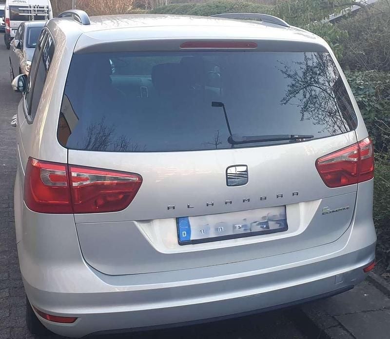 Gebraucht Seat Alhambra Style Plus 140 PS (102 kW) 2011 Silber Van / Kleinbus