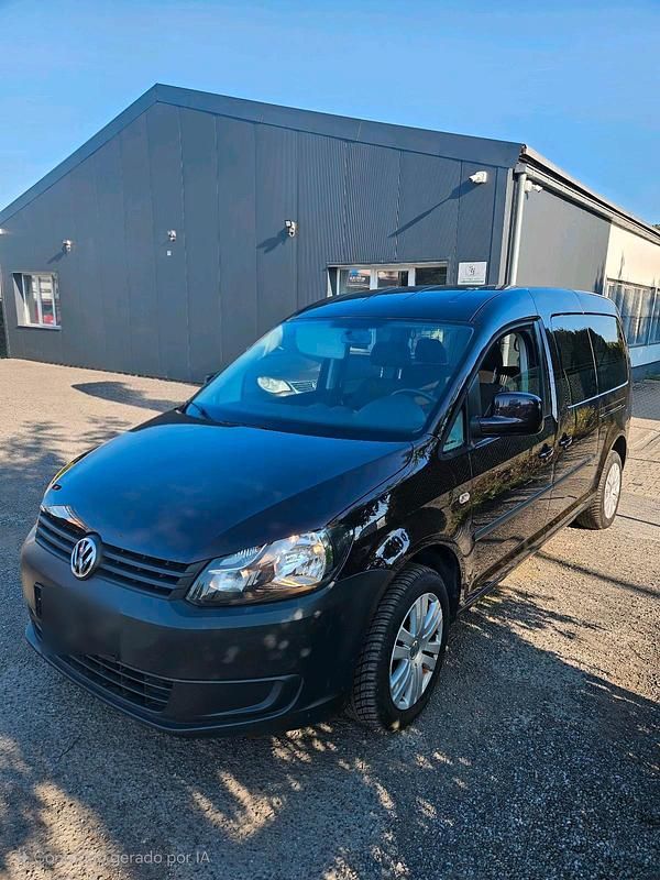 Andere farben Gebraucht 2013 VW Caddy Van / Kleinbus | 11.850 € - Bild 1/4