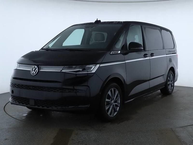 Second-hand VW Multivan Style 245 CP (180 kW) 2025 Negru Monovolum