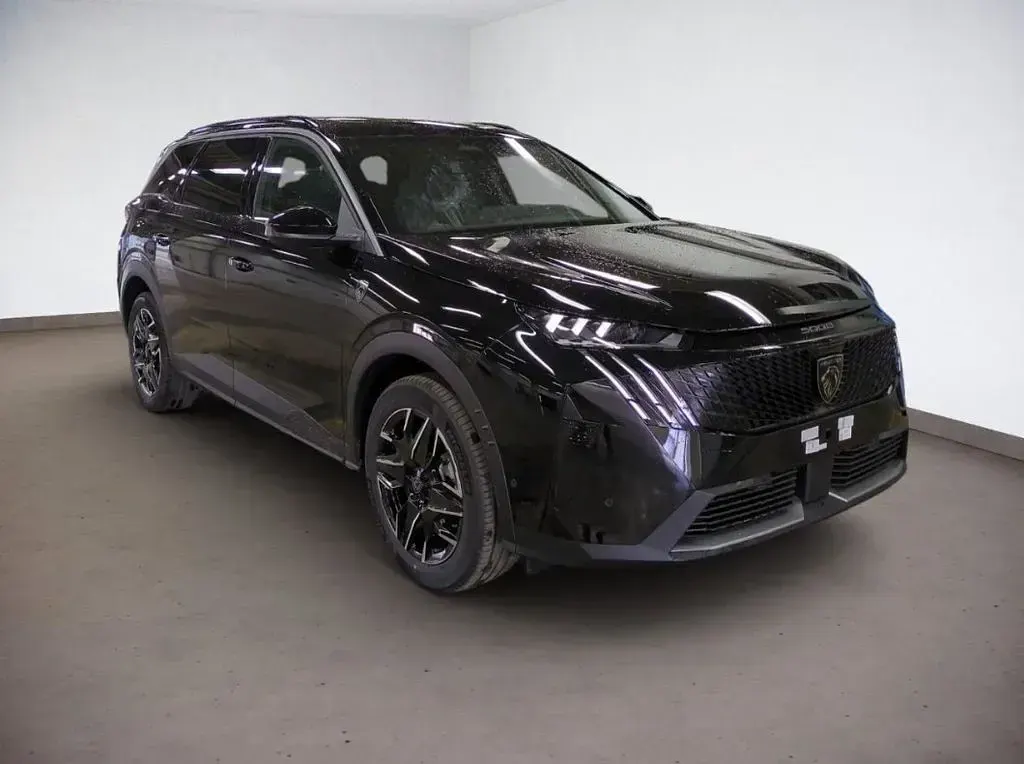 Neu Peugeot 5008 GT 145 PS (106 kW) 2025 Schwarz SUV