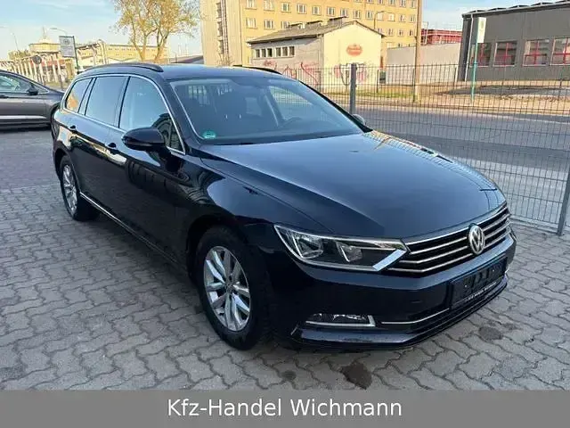 Gebraucht VW Passat Comfortline 150 PS (110 kW) 2016 Schwarz Kombi