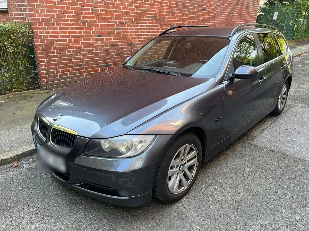 Gebraucht BMW 325 218 PS (160 kW) 2006 Grau Kombi
