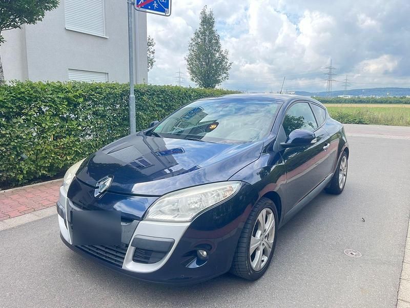 Blau Gebraucht 2010 Renault Mégane Coupé GT Coupé | 2.700 € (Superpreis) - Bild 1/4