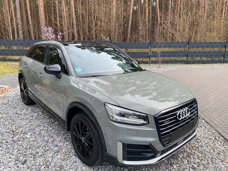 Gebraucht Audi Q2 Comfort 150 PS (110 kW) 2017 Grau SUV