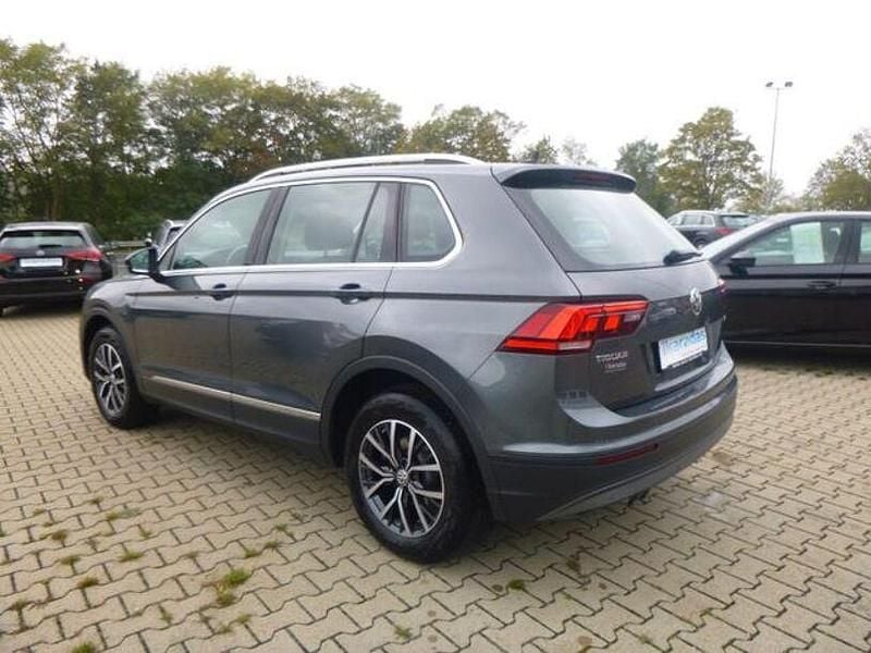 Gebraucht VW Tiguan 150 PS (110 kW) 2020 Reflexsilber metallic SUV