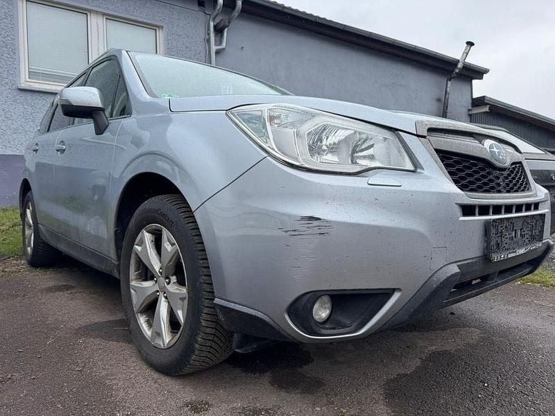 Gebraucht Subaru Forester Exclusive+ 147 PS (108 kW) 2015 Silber SUV