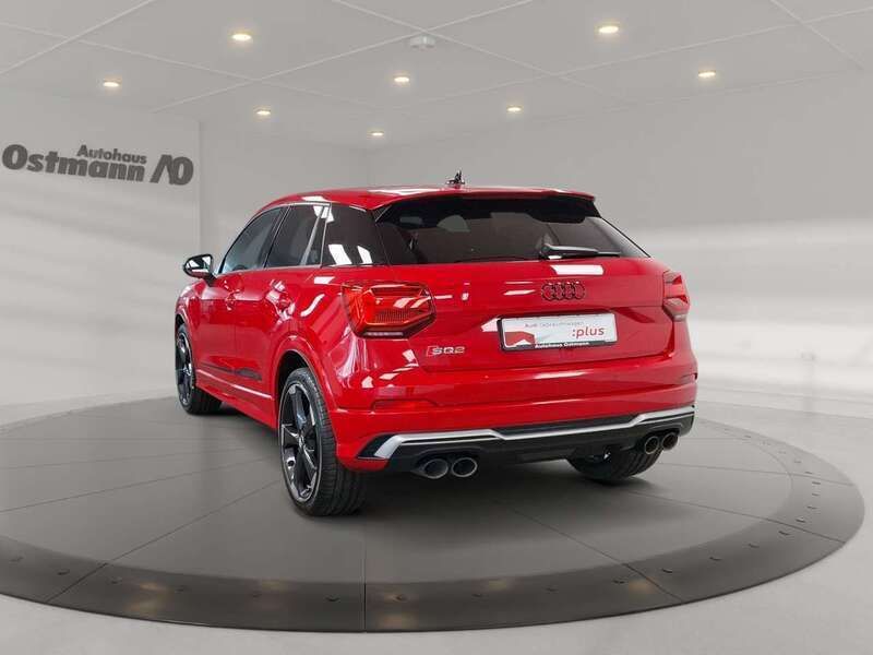 Gebraucht Audi SQ2 Ambiente 300 PS (220 kW) 2020 Tangorot SUV