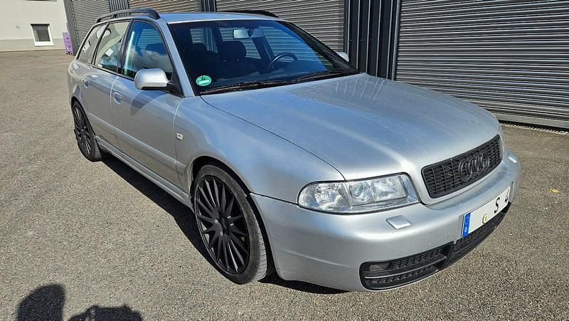 Silber Gebraucht 2000 Audi S4 Kombi | 15.000 € (Fairer Preis) - Bild 1/4