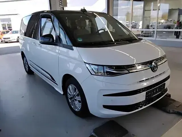 Usado VW Multivan Edition 150 HP (110 kW) 2023 Branco Monovolume
