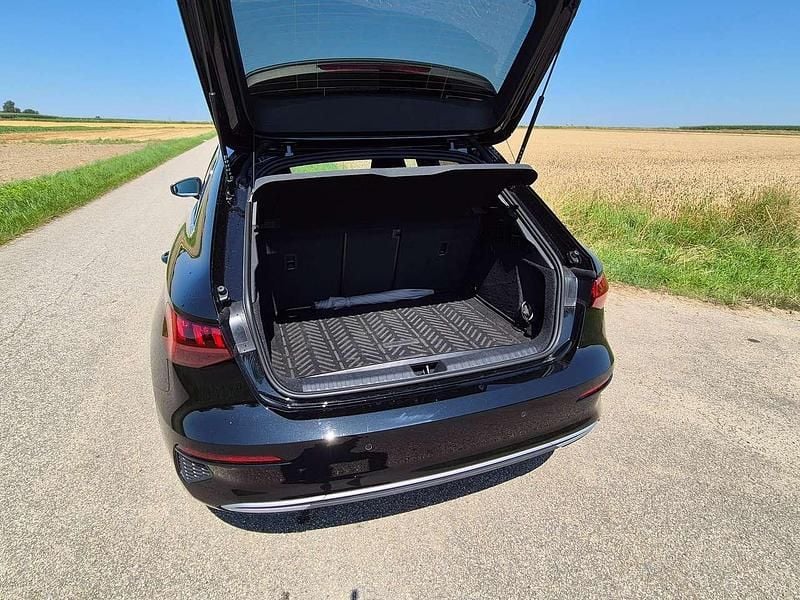 Gebraucht Audi A3 Advanced 150 PS (110 kW) 2024 Schwarz Kombi