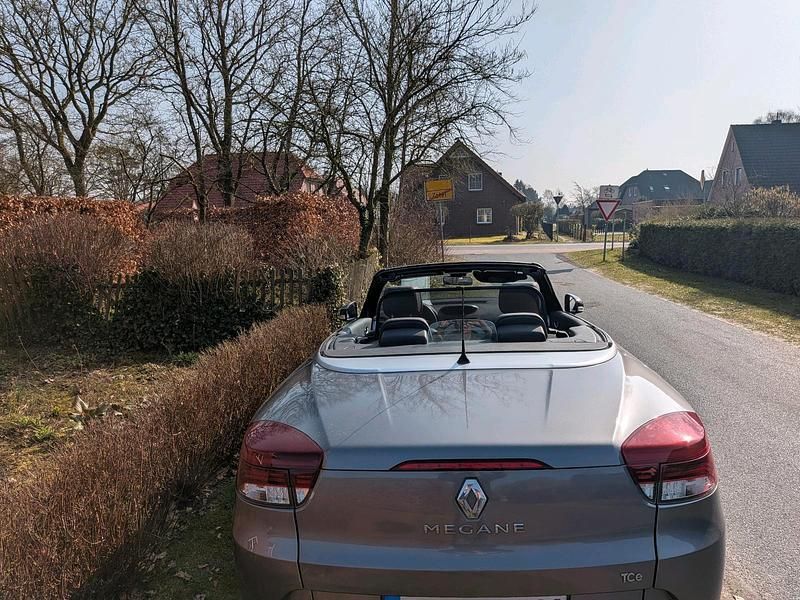 Gebraucht Renault Mégane Cabriolet 131 PS (96 kW) 2010 Grau Cabrio